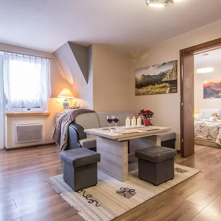 Krzeptowskiego Apartment *
